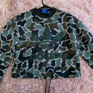 Adidas crop sweatshirt NWOT